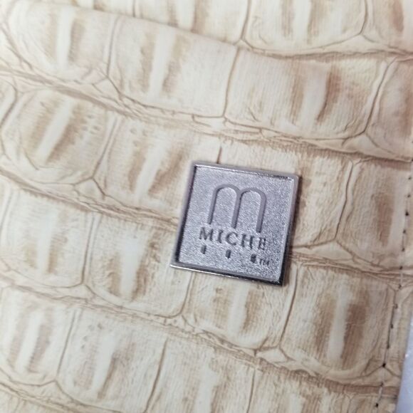 Miche ivory bag cover. Faux Alligator Texture - Picture 1 of 7